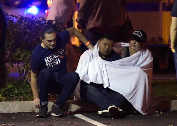 Califórnia: ataque deixa 13 mortos em casa noturna na madrugada desta quarta (7)
