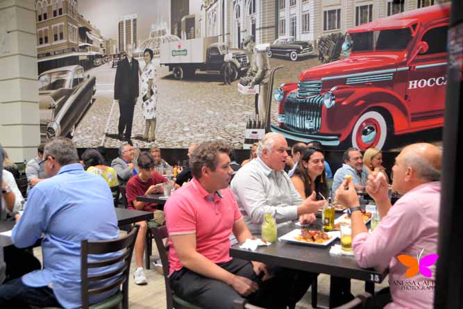 Tradicional restaurante de quase um século, Hocca Bar chega em Orlando