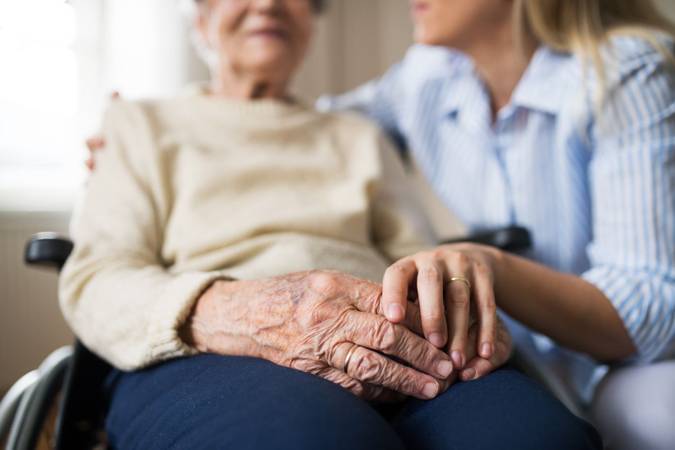 Reflexões nos cuidados com idosos, no Dia Internacional da Terceira Idade