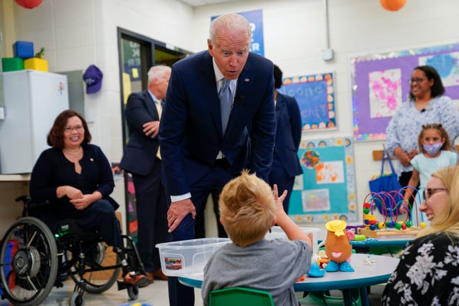 Joe Biden propõe reforçar investimentos em famílias e educação