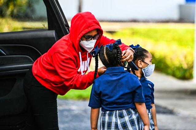 Flórida enfrenta dura batalha judicial pelo uso de máscara em escolas públicas  