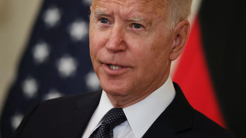 Biden se empenha na retirada de 204 jornalistas e mulheres do Afeganistão