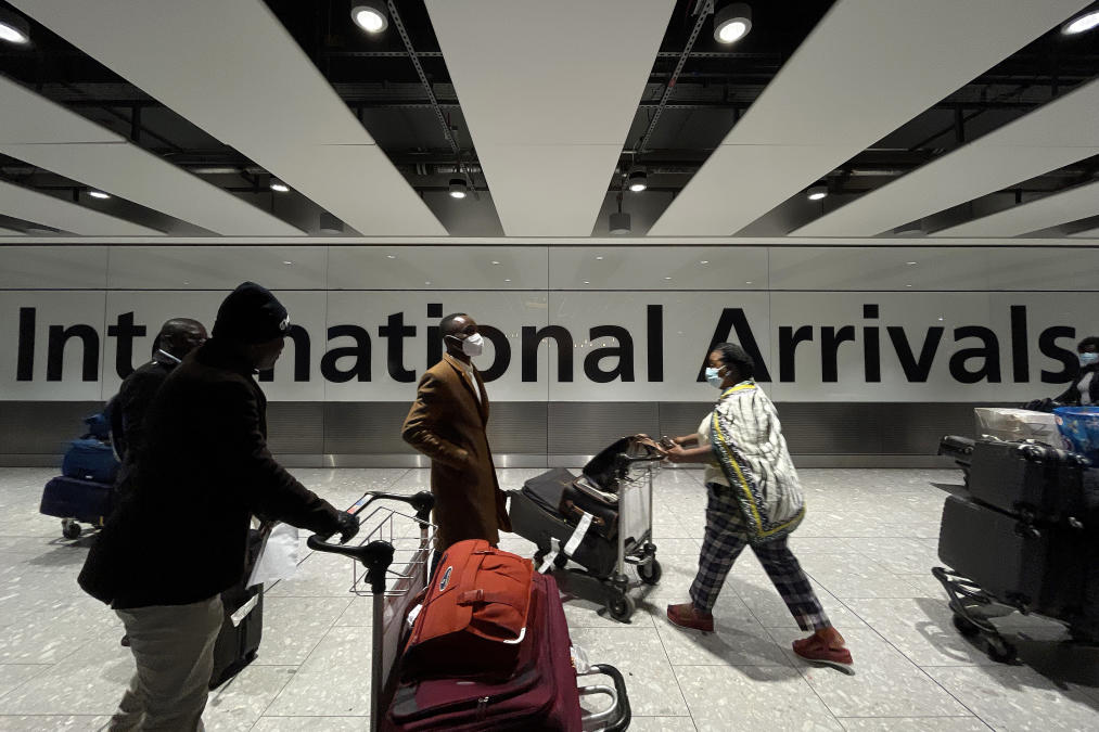 Variante ‘Omicron’ deixa EUA em alerta; restrições a voos de países africanos