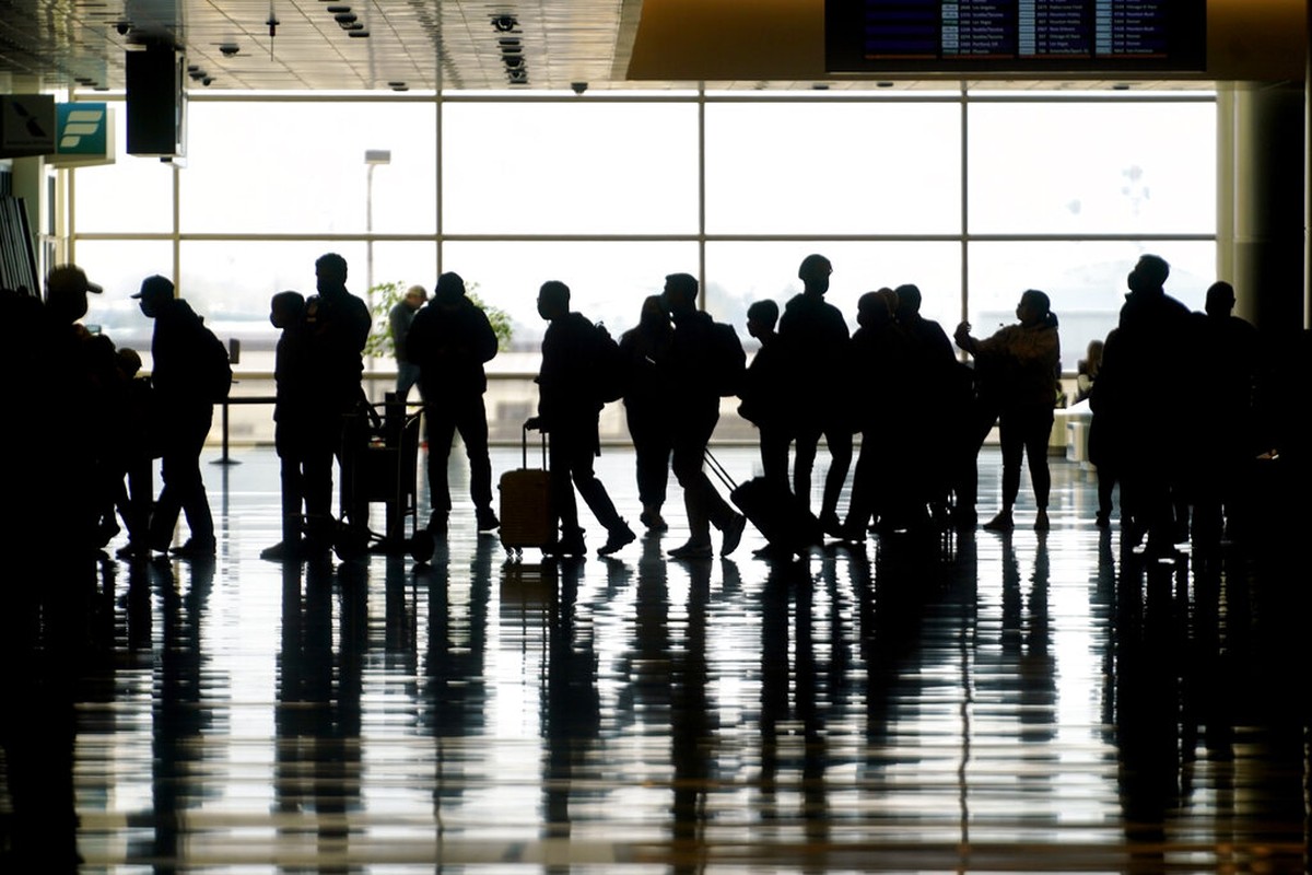 EUA alertam viajantes para obter ‘planos de contingência’ antes de deixar o país