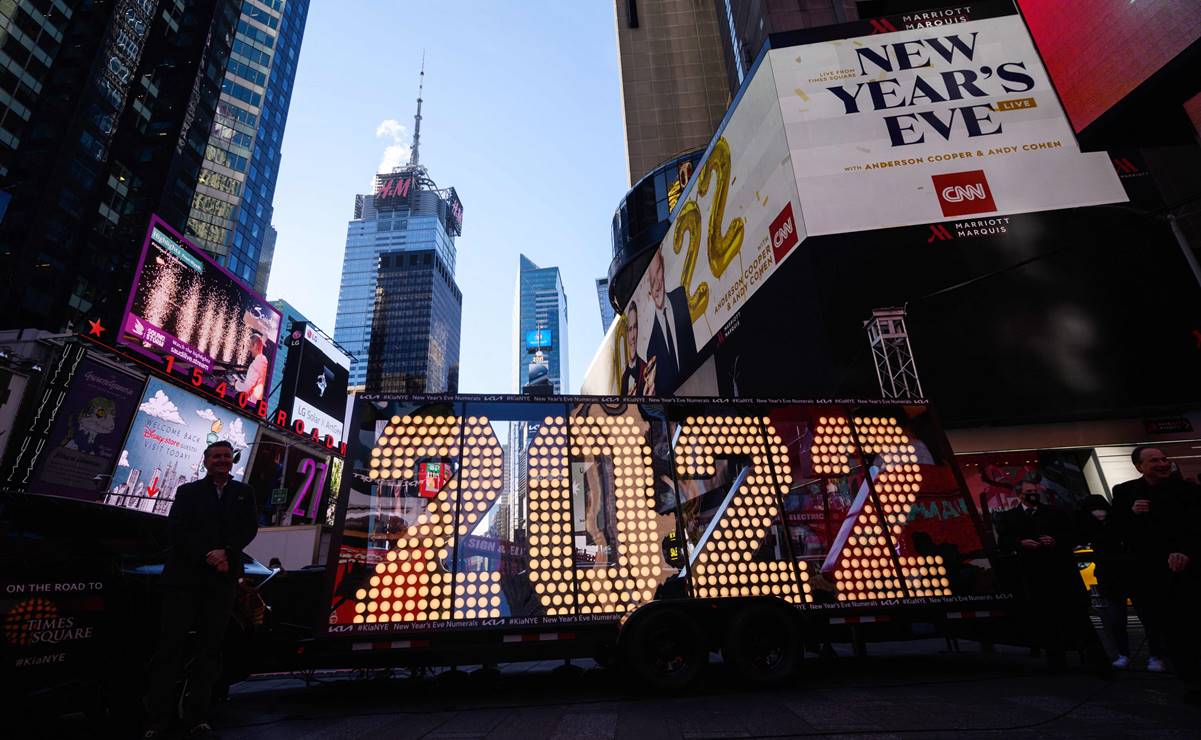 Público reduzido na tradicional celebração de Ano Novo na Times Square