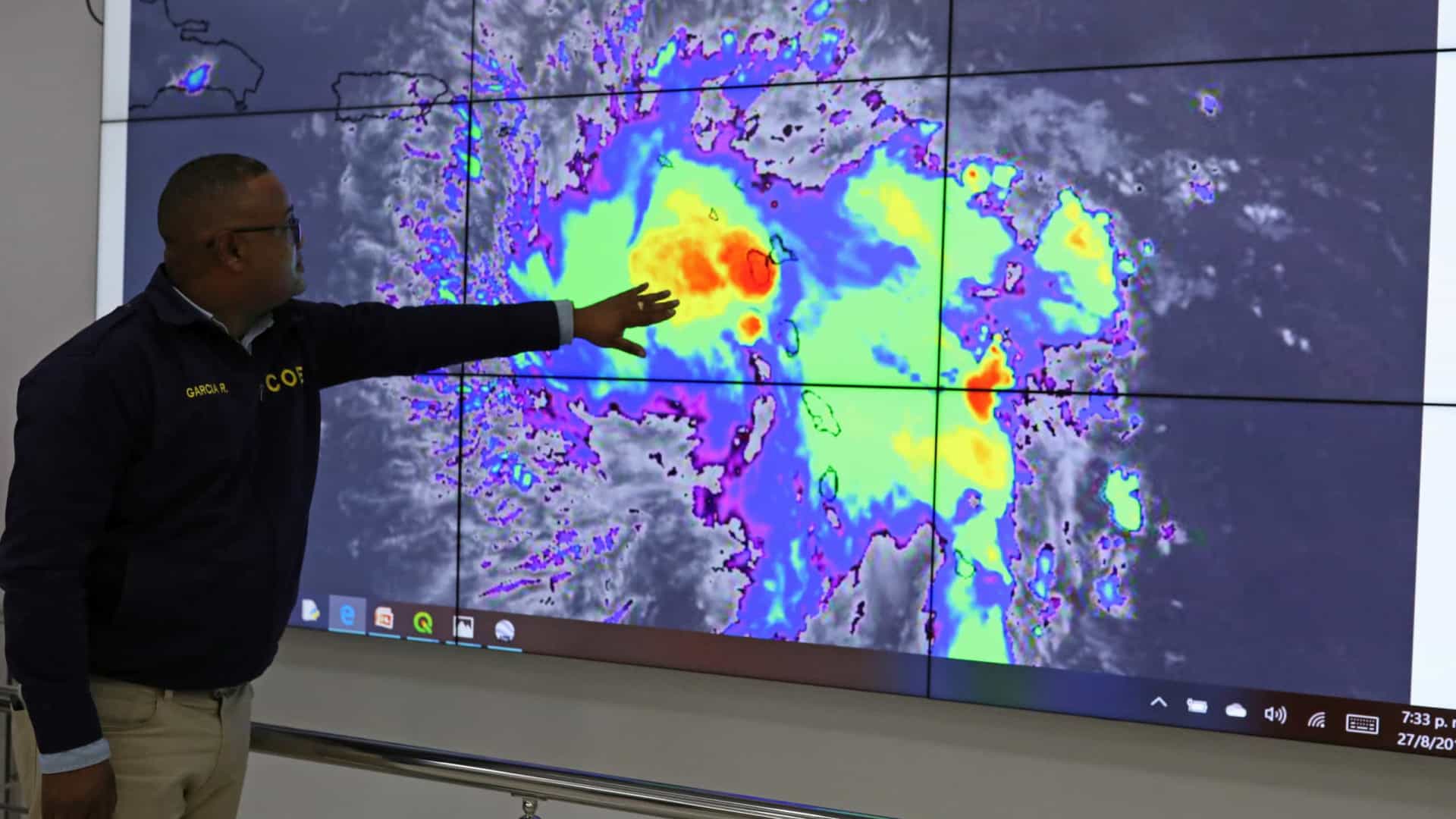 ‘Centro Nacional de Furacões’ alerta para 4 grandes furacões na próxima temporada
