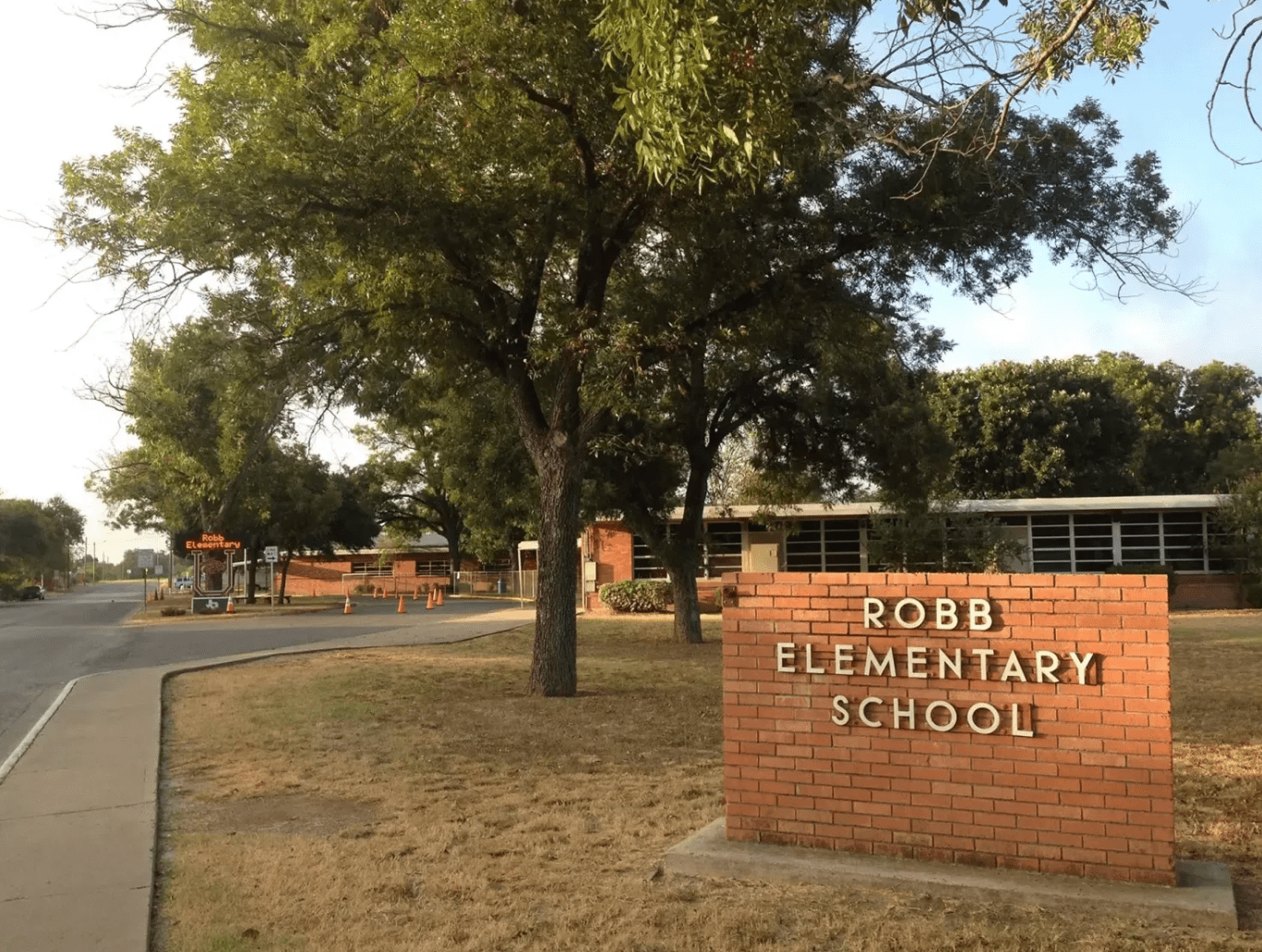 Escola do Texas onde ocorreu massacre de alunos e professores será demolida
