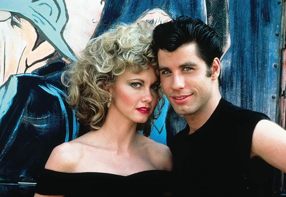 Olivia Newton-John recebe homenagem de Travolta, o parceiro em ‘Grease’