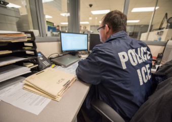 ‘Acidentalmente’ ICE publica dados pessoais de imigrantes em busca de asilo