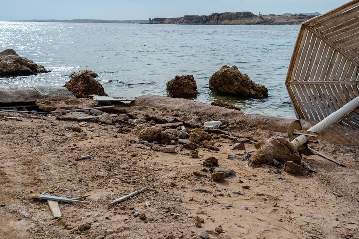 Recuperação de praias danificadas por furacões na Flórida marca início de 2023