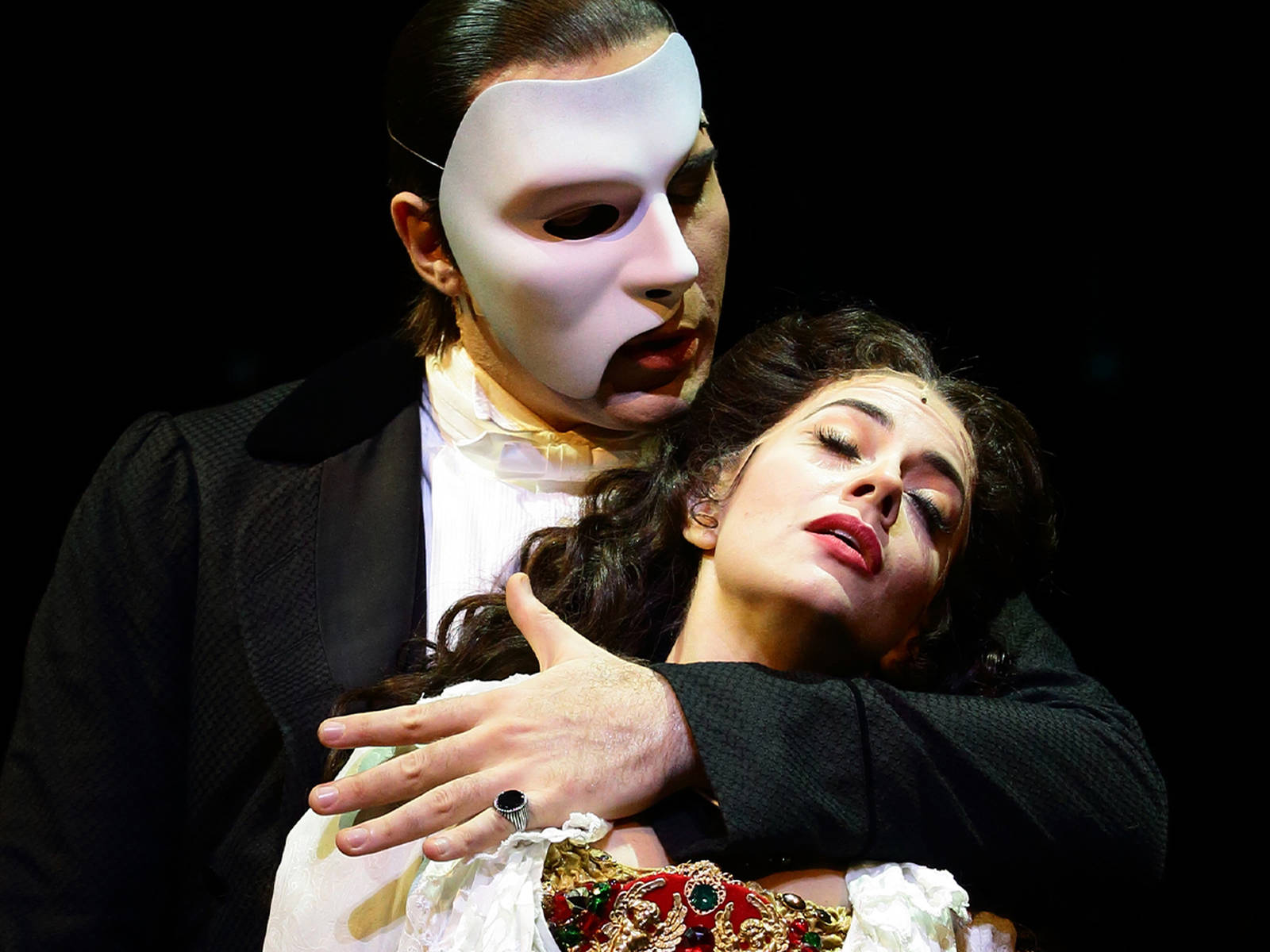 ‘O Fantasma da Ópera’ encerra temporada na Broadway após 35 anos de história