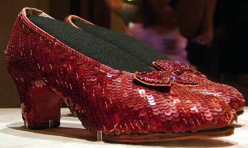 Recuperados sapatos do filme ‘O Mágico de Oz’ avaliados em US$ 3,5 milhões