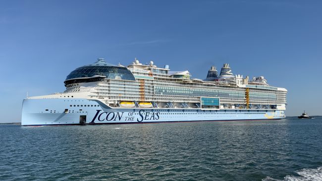 Maior navio de cruzeiro do mundo, ‘Icon of the Seas’, chega ao Porto de Miami