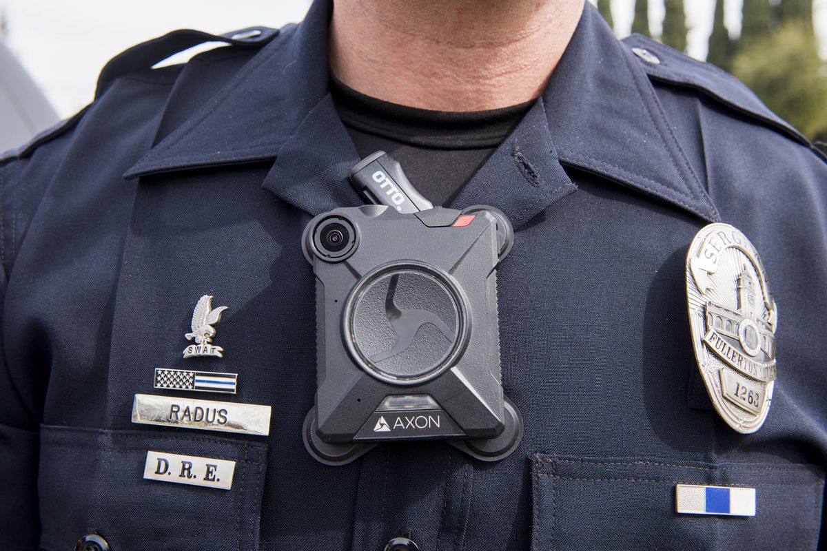 Policiais de imigração vão usar câmeras corporais para lidar com indocumentados