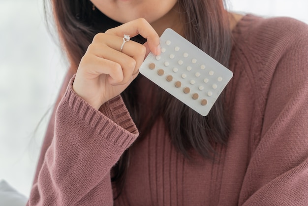 Primeira pílula anticoncepcional sem receita estará à venda nas farmácias