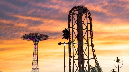 Universal anuncia demolição da montanha russa ‘Hollywood Rip Ride Rockit’ em Orlando e grandes novidades no parque