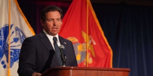 DeSantis propõe área em Miami para biblioteca presidencial de Trump