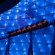 TRON ganha nova versão na Disney: luzes vermelhas e trilhas intensas transformam atração