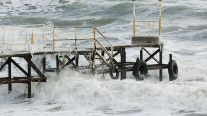 Marés fortes e correntezas perigosas ameaçam a costa da Flórida nesta semana