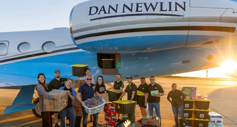 Dan Newlin envia aviões com ajuda humanitária à Jamaica após destruição do furacão Melissa