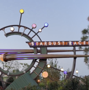Universal reabre montanha-russa Stardust Racers em meio a investigação de morte no Epic Universe