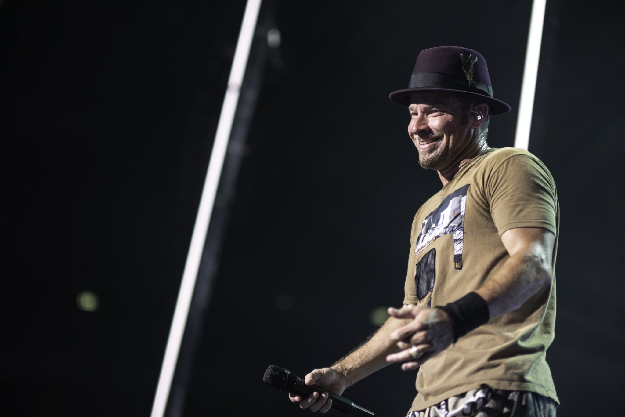 Cantor dos Backstreet Boys se envolve em discussão com banhista na Flórida