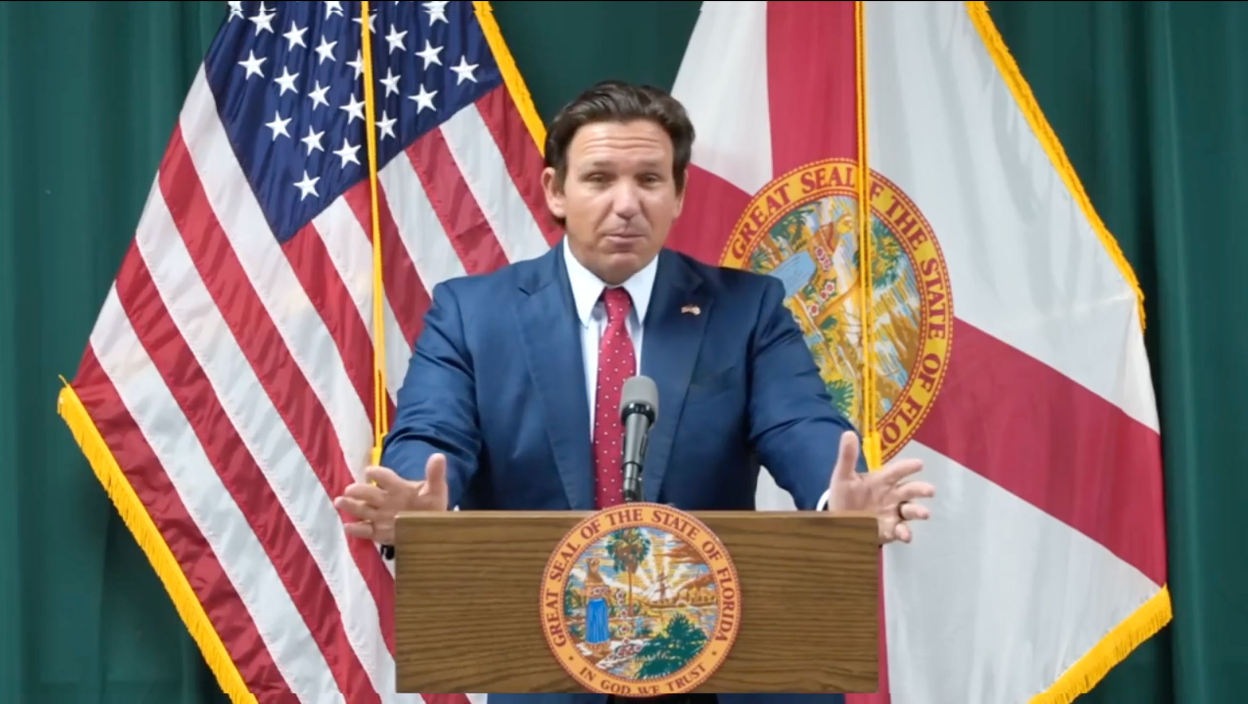DeSantis quer reduzir imposto sobre imóveis e promete economia para milhões de moradores
