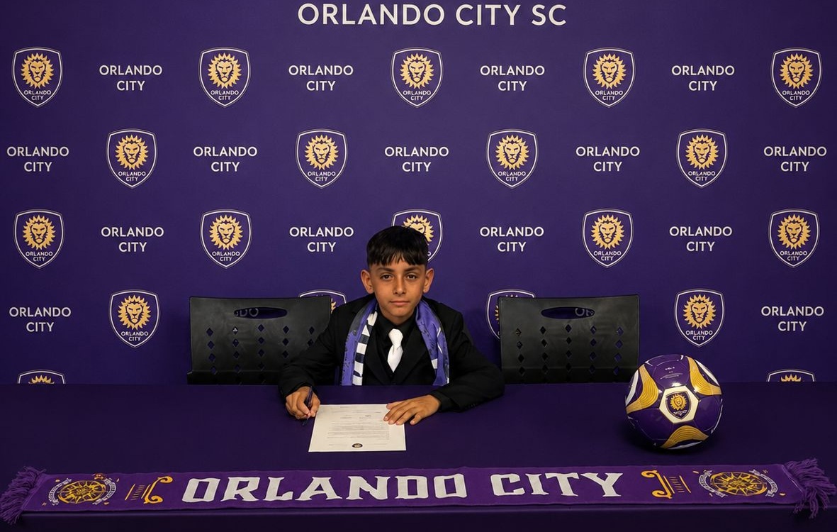 Brasileiro de 10 anos renova com o Orlando City e segue encantando nos EUA