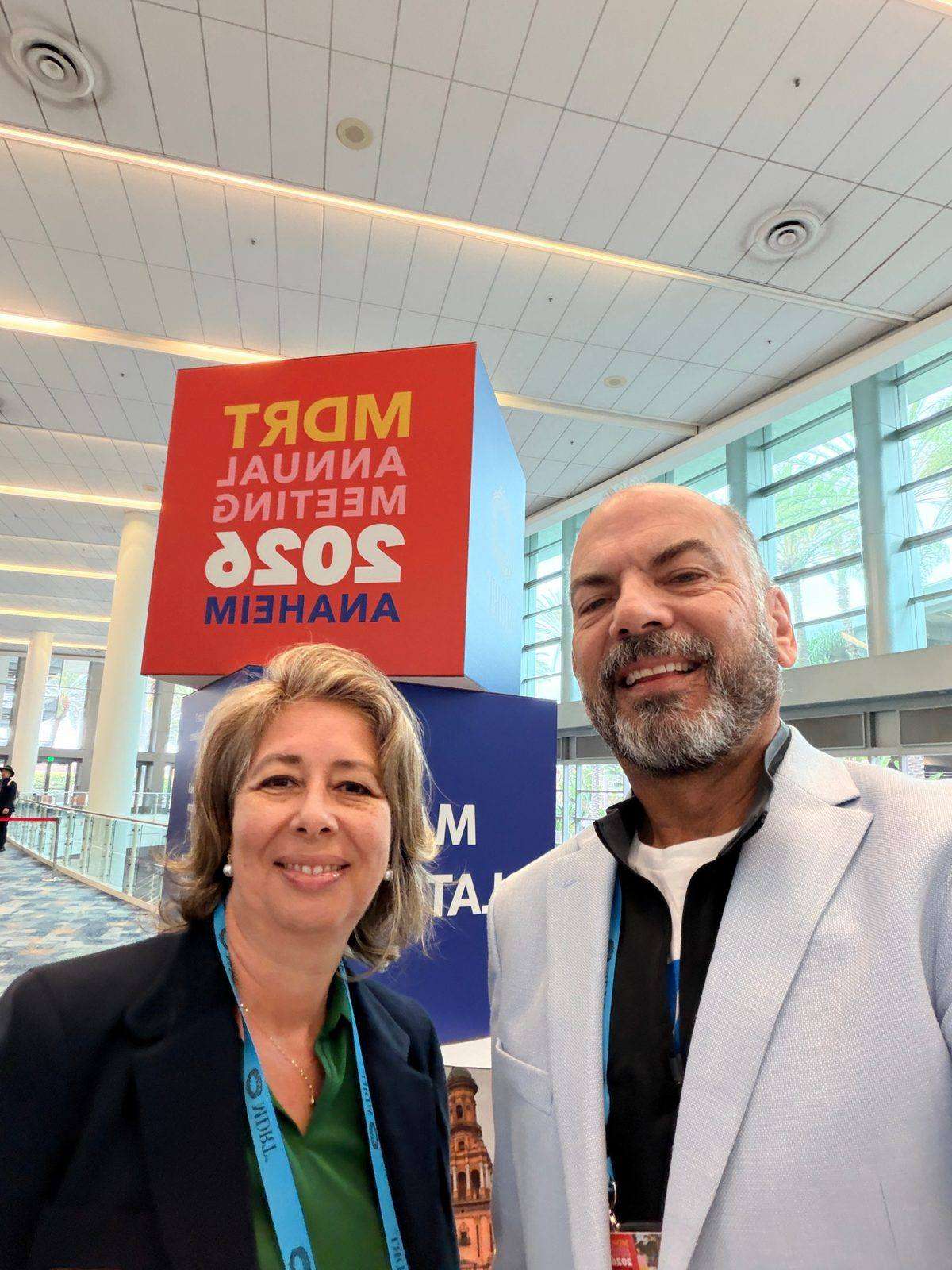 Agentes Monica Franchi Souza e Paulo De Souza da Assureline Insurance no MDRT Annual Meeting 2026