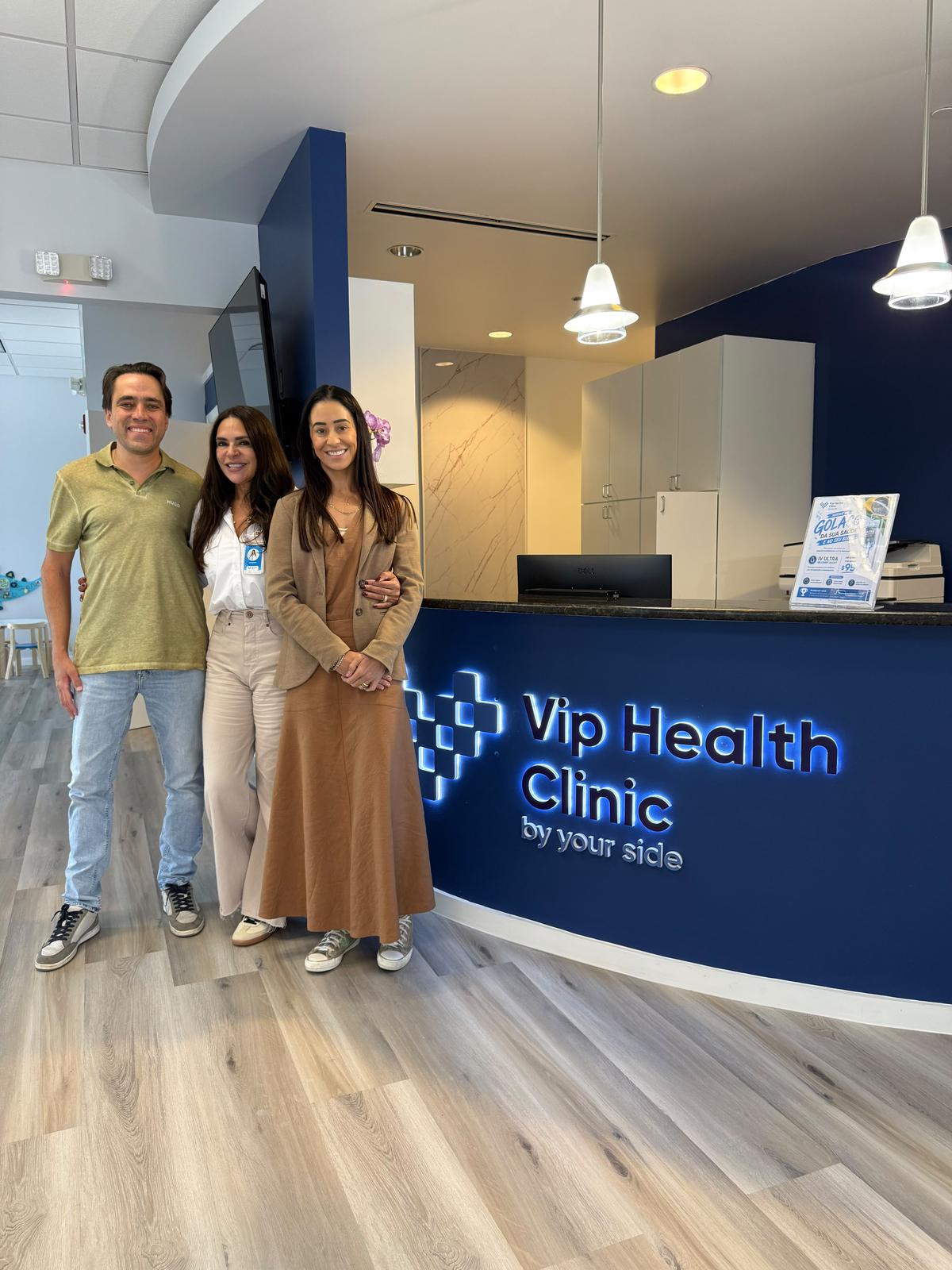 Equipe da VIP Health Clinic em MetroWest, Orlando – clínica médica para a comunidade brasileira