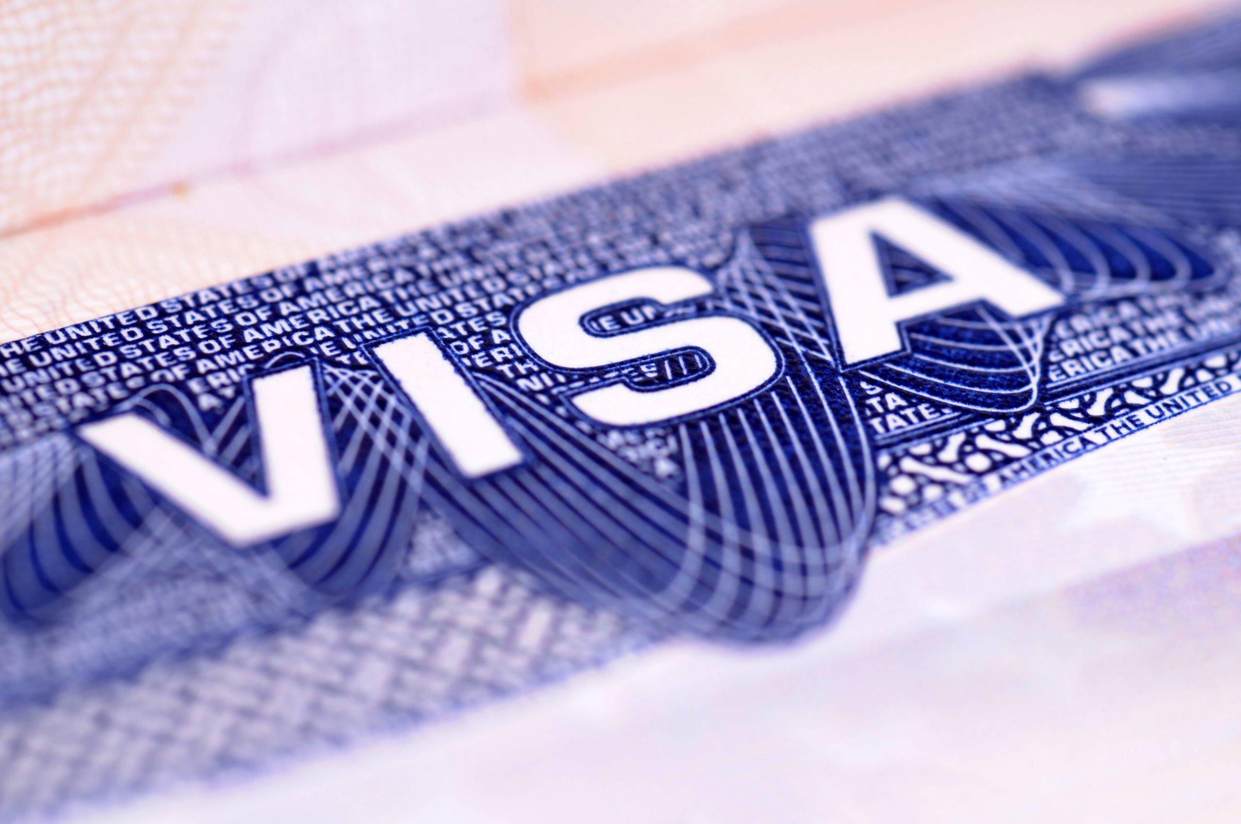 Quer tirar visto americano mais rápido? Agora é possível, mas vai custar $750 a mais