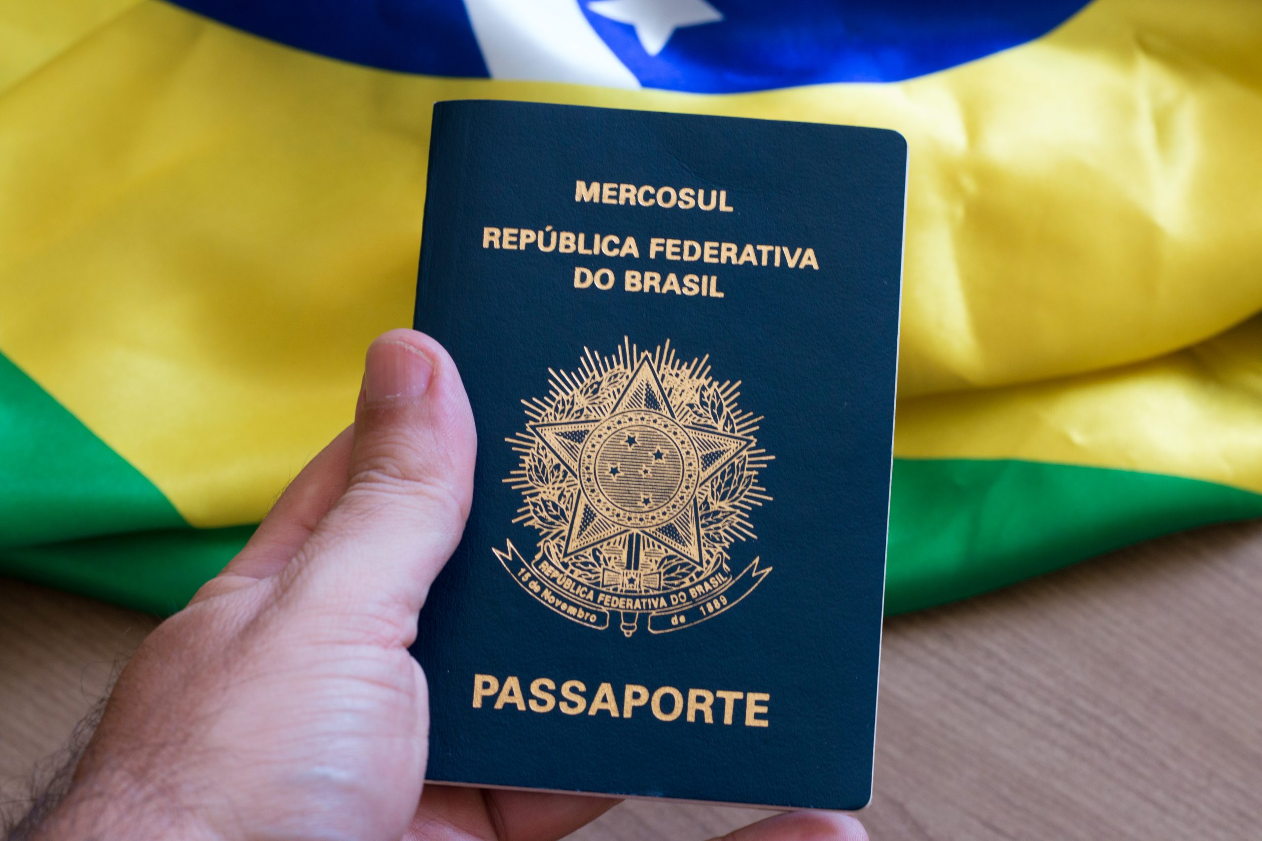 Veja como funciona o novo processo de passaporte por correio no Consulado do Brasil em Orlando