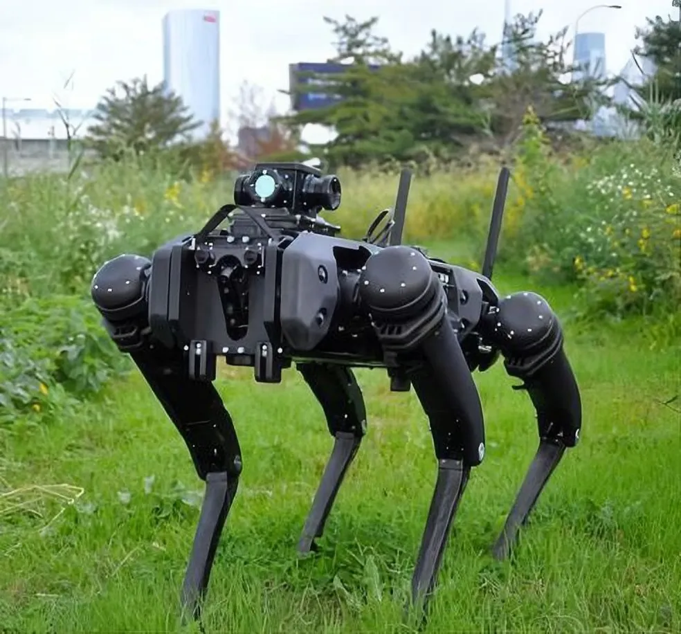 ICE prepara compra milionária de robôs da Boston Dynamics para operações de imigração nos EUA
