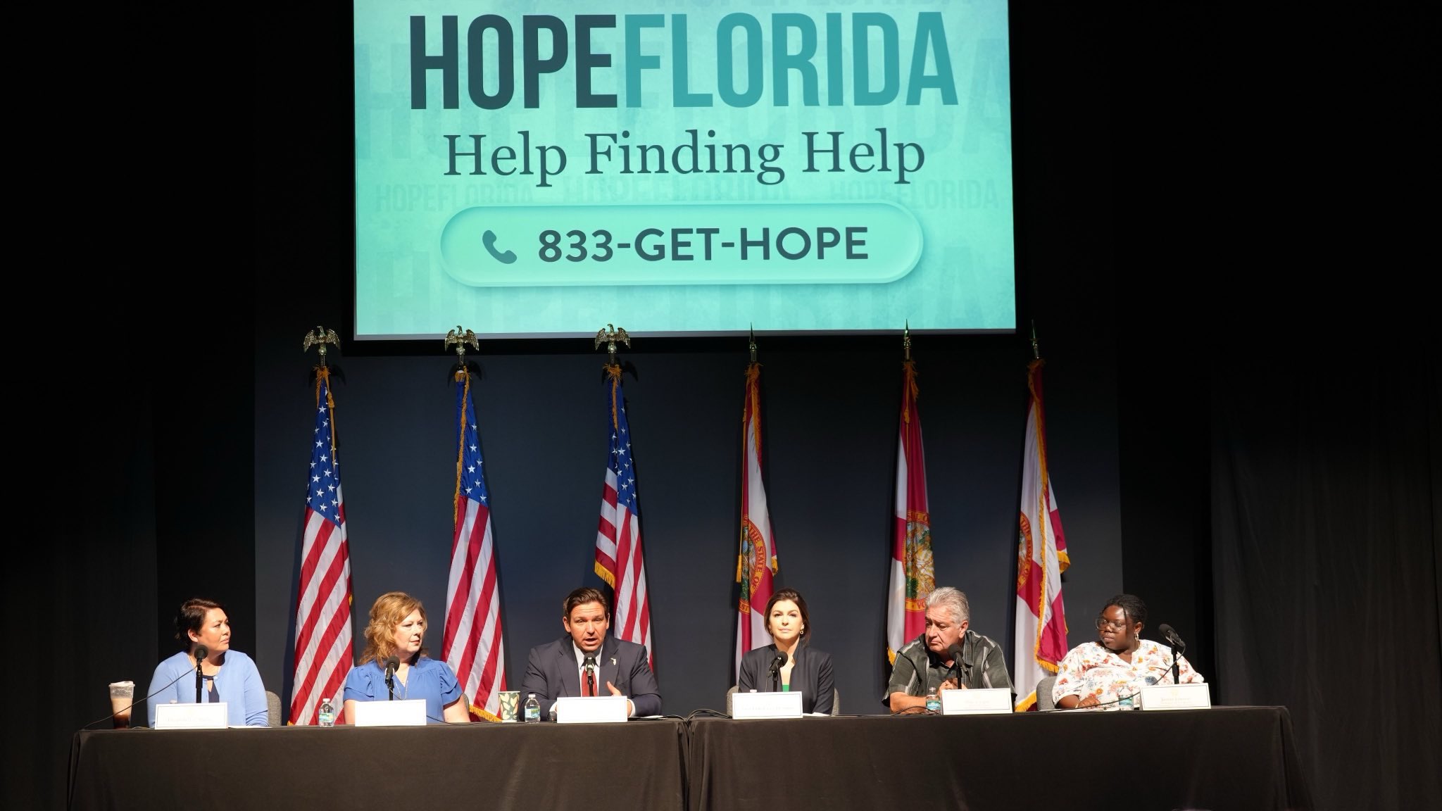 Escândalo Hope Florida completa quase um ano e ainda reverbera na política da Flórida